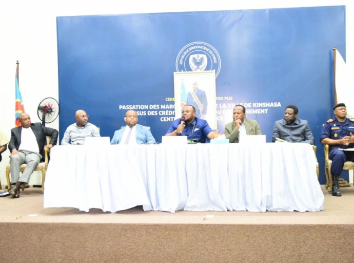 Marchés pirates à Kinshasa : la récréation est finie, Daniel Bumba instruit bourgmestres et chefs de quartiers