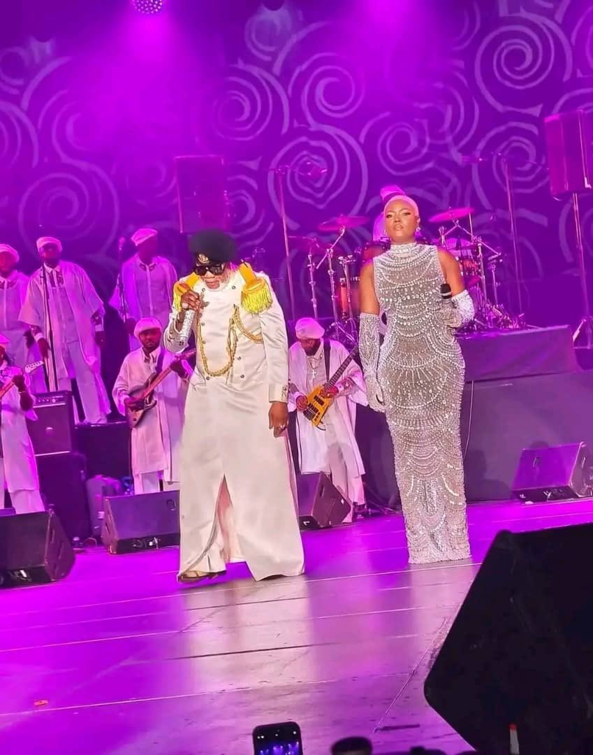 KOFFI OLOMIDE RECONCILIE SCENE ET FAMILLE A BRUXELLES