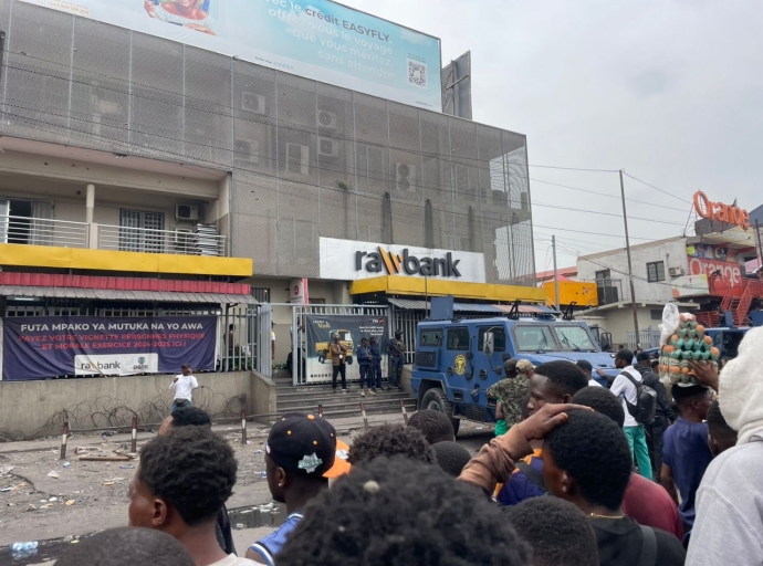 KINSHASA : LA CNDH ET LE MINISTÈRE DES DROITS HUMAINS CONDAMNENT LE NON-RESPECT DES DROITS DE LA PRÉSUMÉE BRAQUEUSE