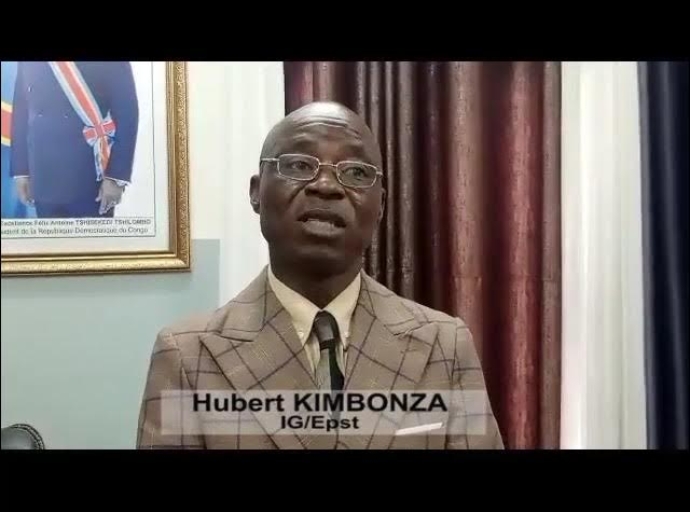 RDC/EDUCATION NATIONALE: VOICI L'IG HUBERT KIMBONZA, L'HOMME QUI HYPNOTISE RAISSA MALU ET ENVOUTE FATSHI 