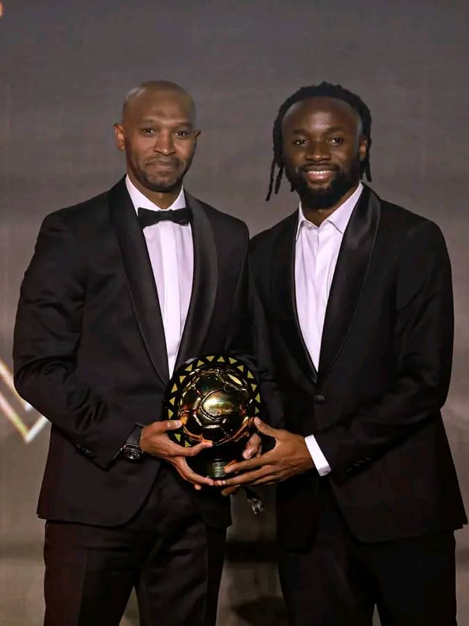 CAF Awards 2025 : Fiston Mayele sacré, Hakimi Ballon d’Or africain
