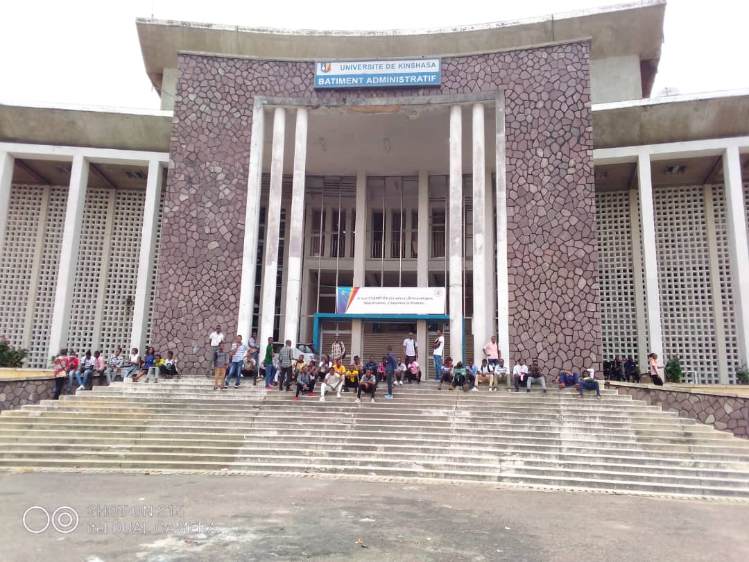 UNIKIN: un professeur de la faculté des lettres abattu à son domicile, l’insécurité de nouveau en cause