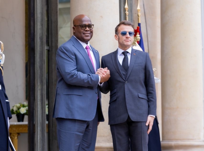 Tshisekedi à Paris : la paix dans l’Est au cœur des discussions avec Macron